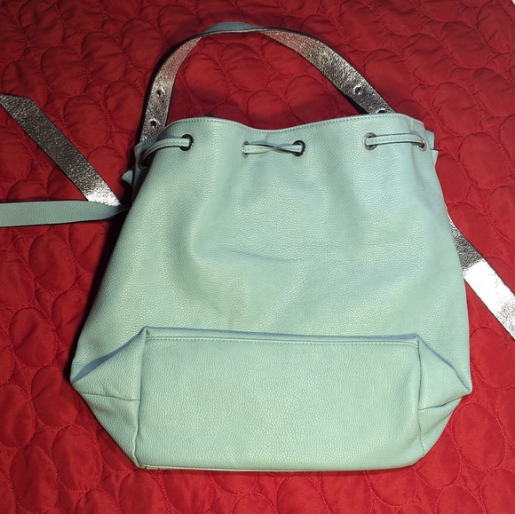Bulaggi drawstring bucket purse bag - Picture 2 of 9